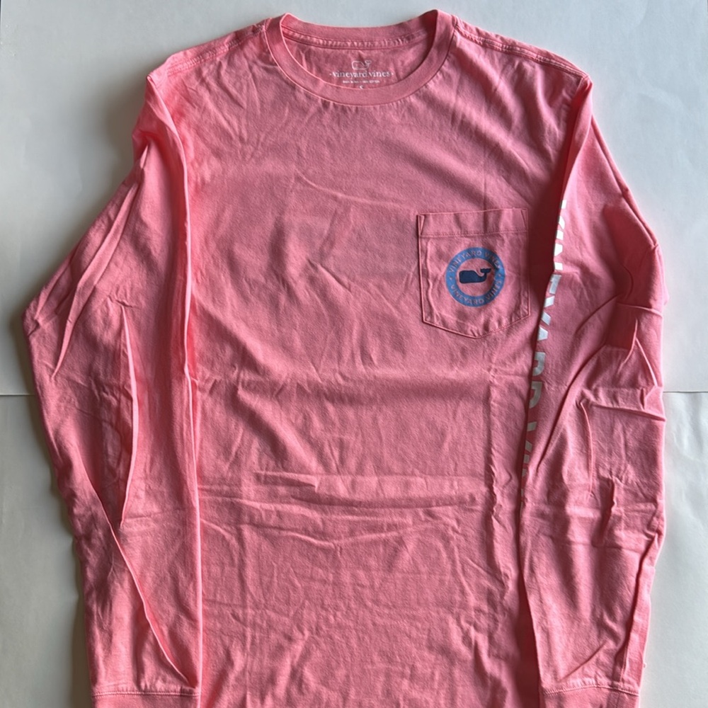 Vineyard Vines Men’s Salmon Logo Long Sleeve Tee Shirt